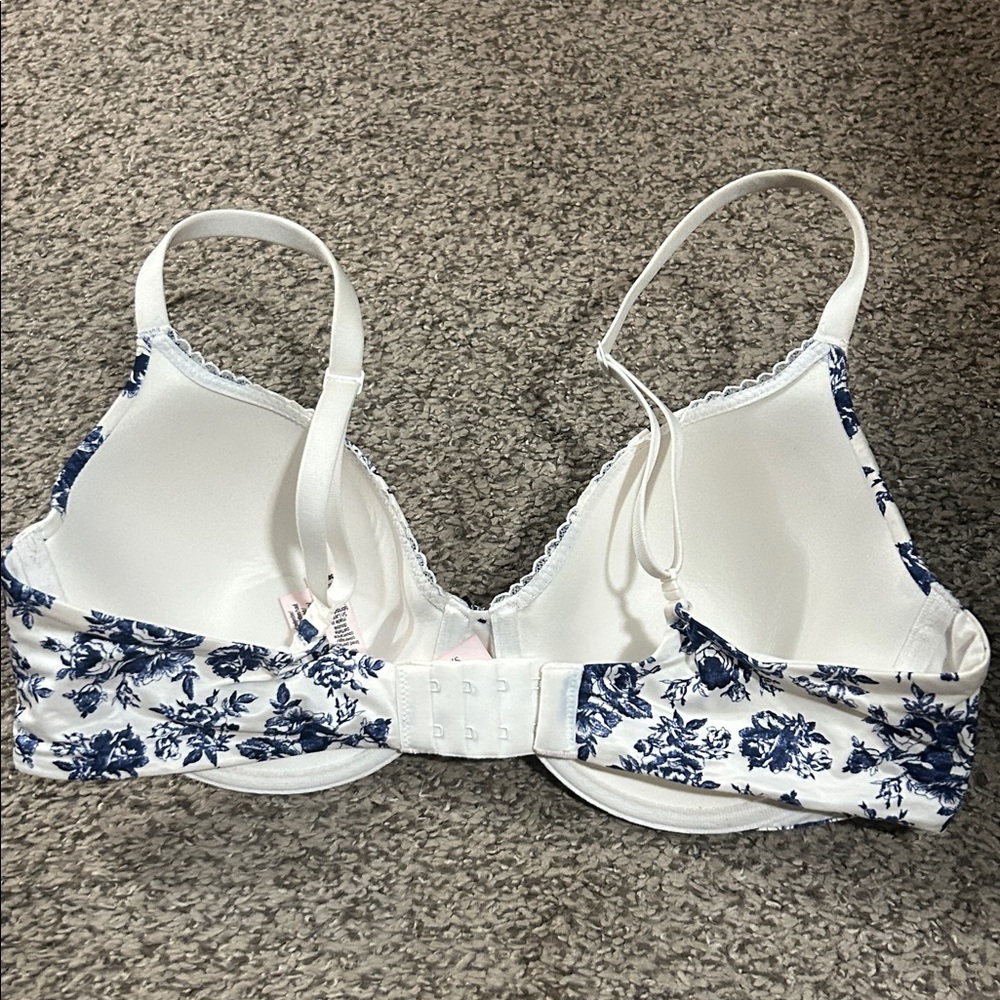 Victoria's Secret Blue Floral perfect coverage body by Victoria bra - Picture 2 of 4